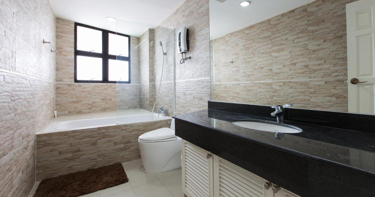 Spacious Room With Ocean & City View Pattaya Extérieur photo